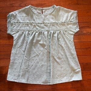 Womens Emery Rose blouse size M